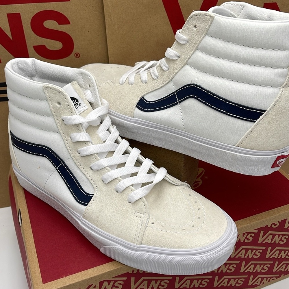 Vans Men’s Sk8-Hi (Classic Sport) Dress Blue
VN0A32QG9YG
White High-Top Sneakers - Picture 11 of 16